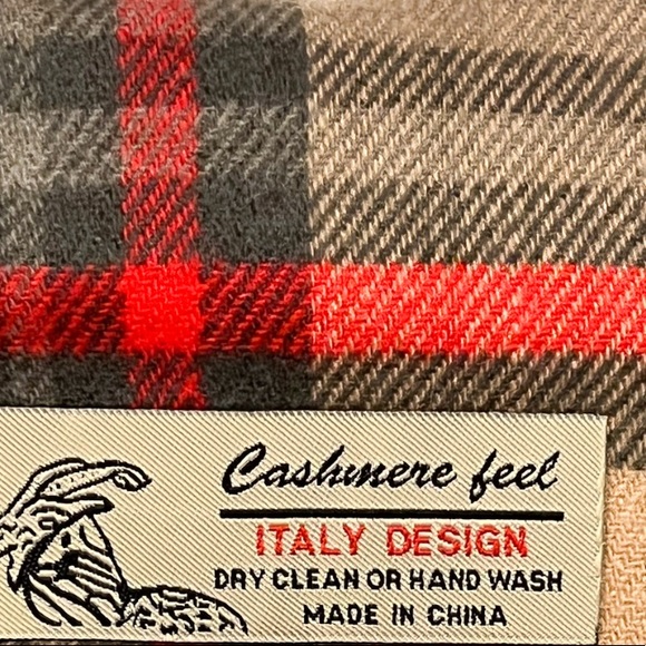 🛍🆕CASHMERE FEEL TAN PLAID SCARF - Picture 3 of 5